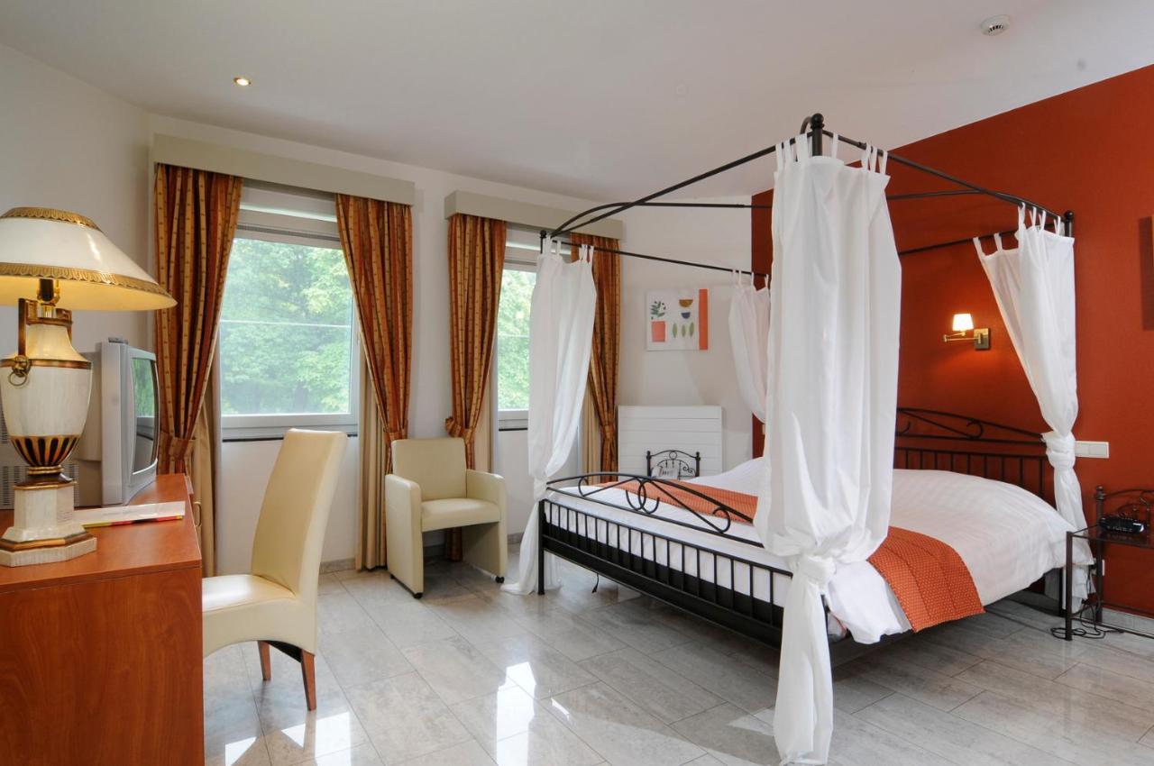 Kasteel Wurfeld Otel Maaseik Dış mekan fotoğraf